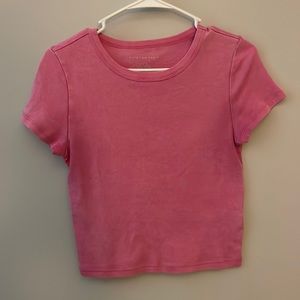American Eagle | pink baby tee